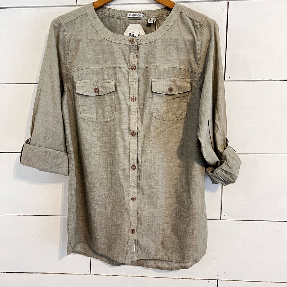 Toad & Co Izzy Long Sleeve Button Down Top. Size Medium. New With Tags.